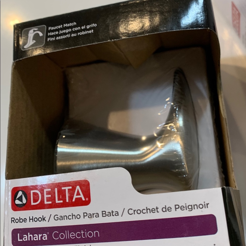 Delta Robe Hook Lahara Collection Stainless